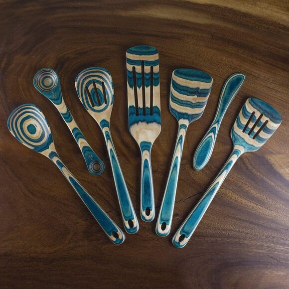 New BALTIQUE Mykonos Collection 7-Piece Utensil Set.  Tan / Blue Striped Spatula - Picture 3 of 8